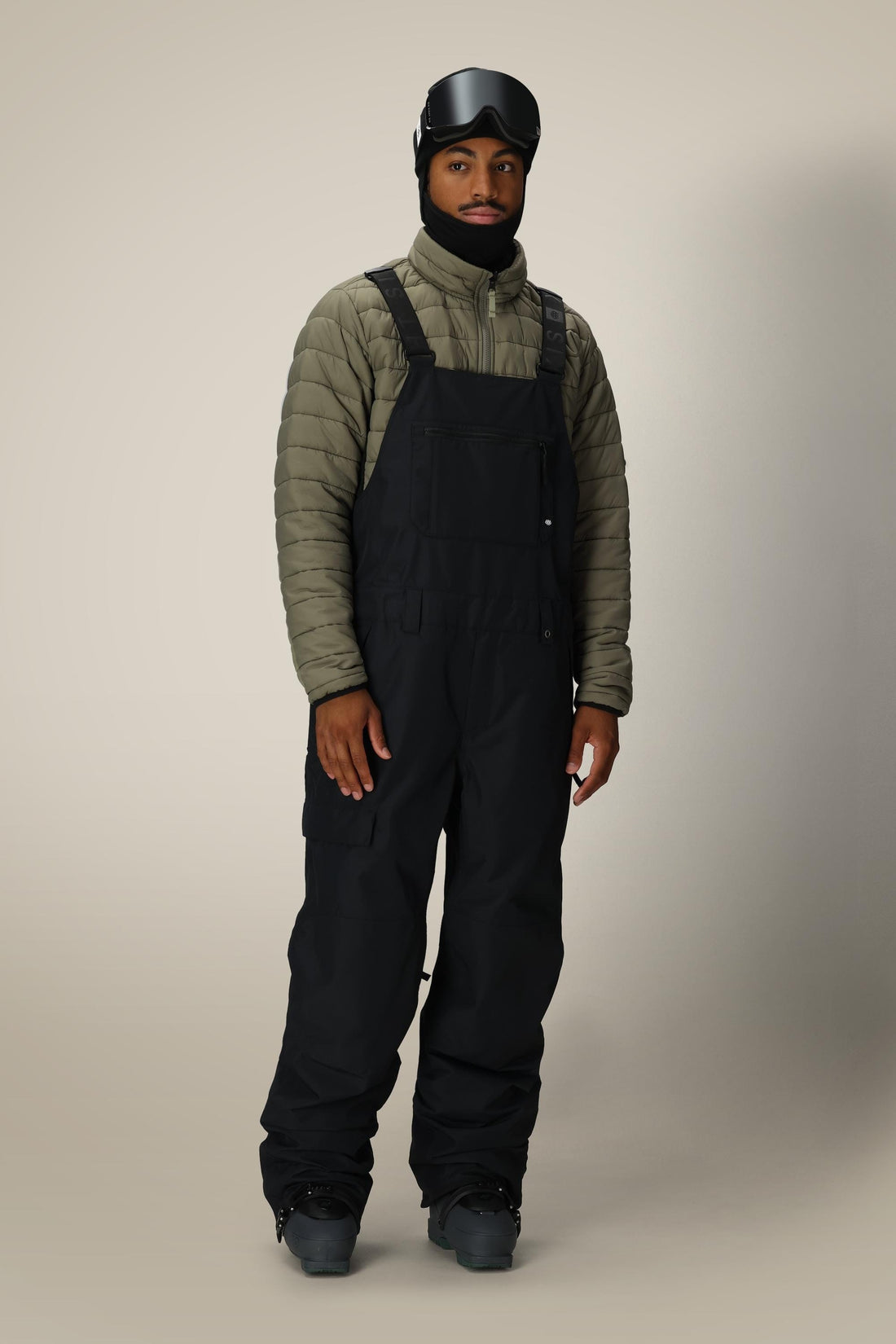 686 Peto Shell Hot Lap™ 20K: La Revolución del Outerwear Técnico para Esta Temporada