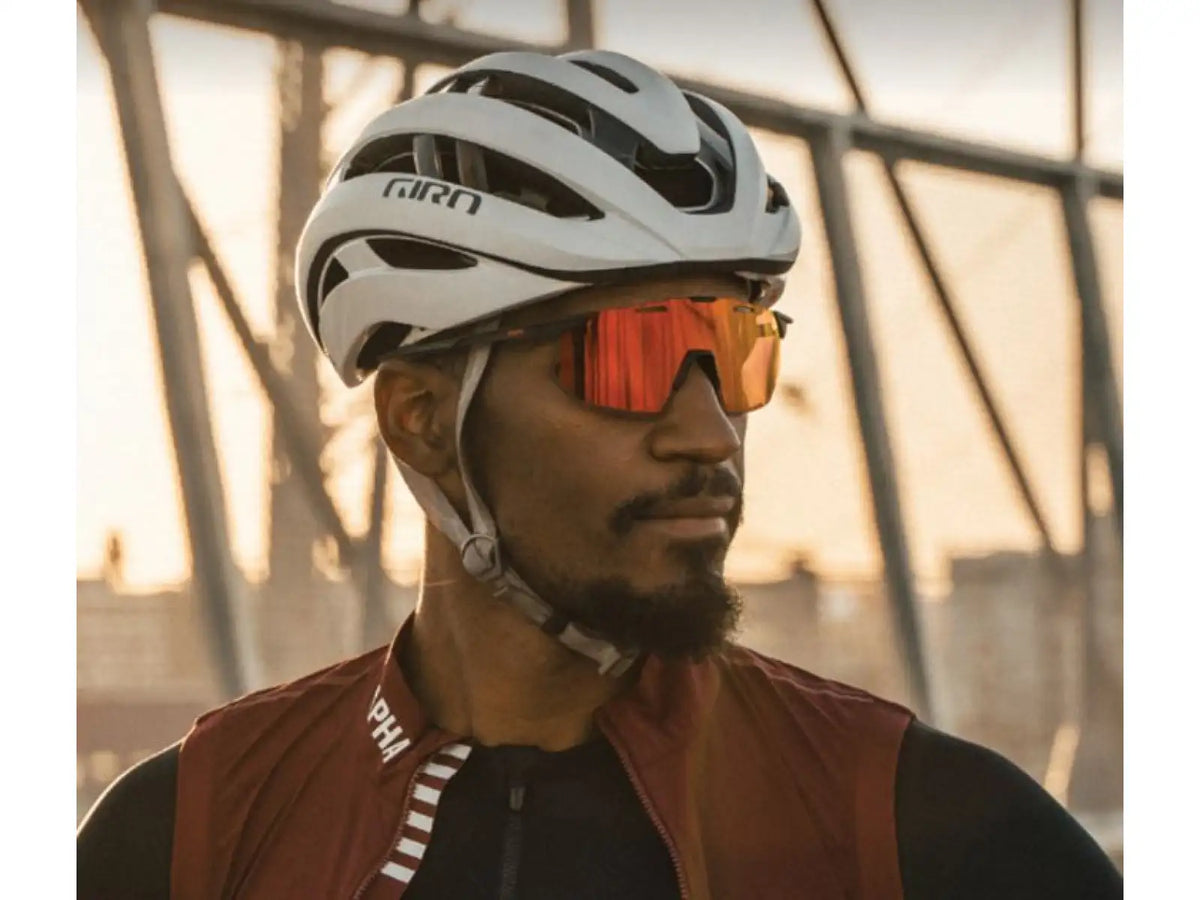 100% HYPERCRAFT Negro Mate: Las Gafas de Nieve que Revolucionan la Visión en Bariloche y Las Leñas