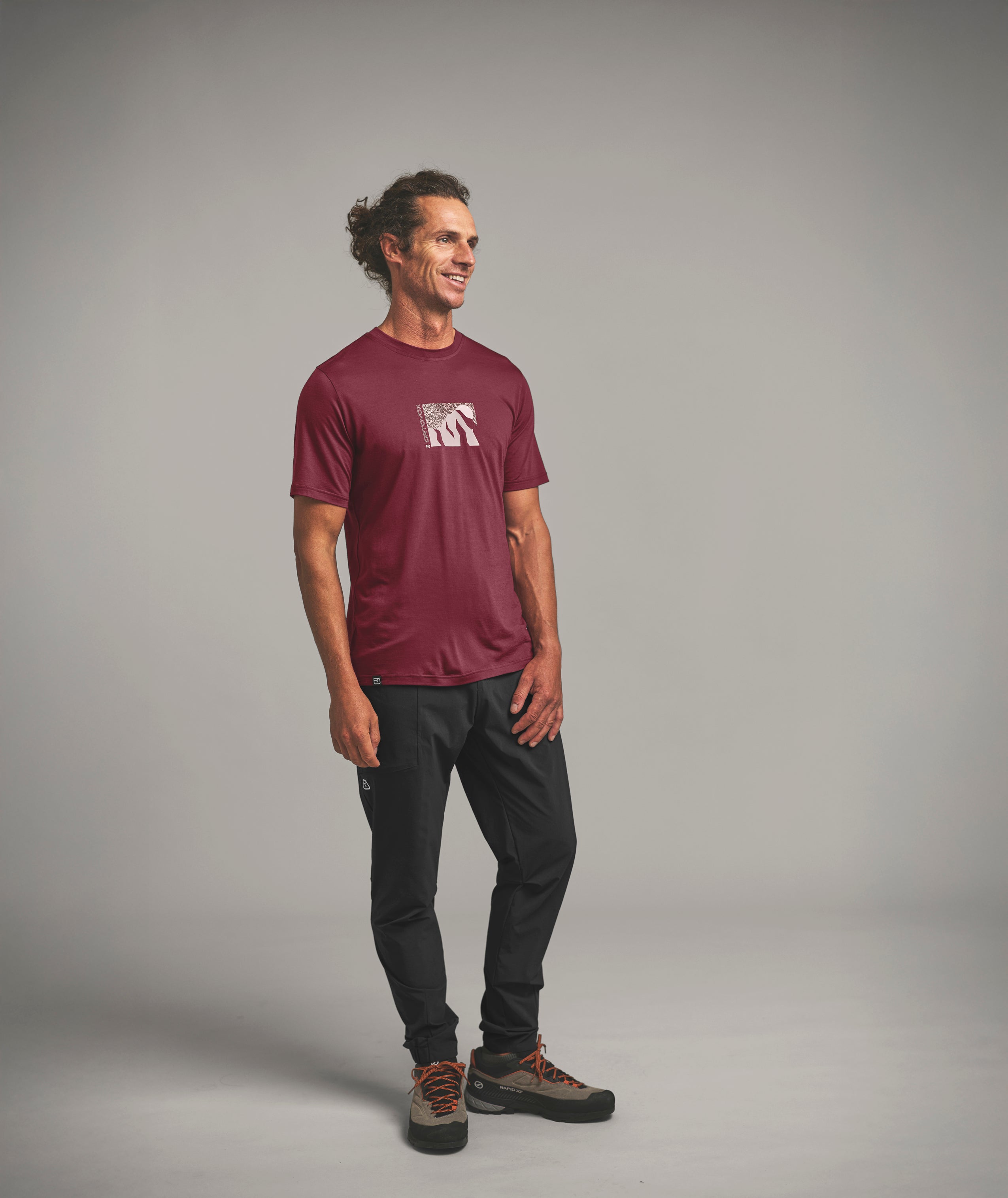 120 COOL TEC MTN SUN Remera M