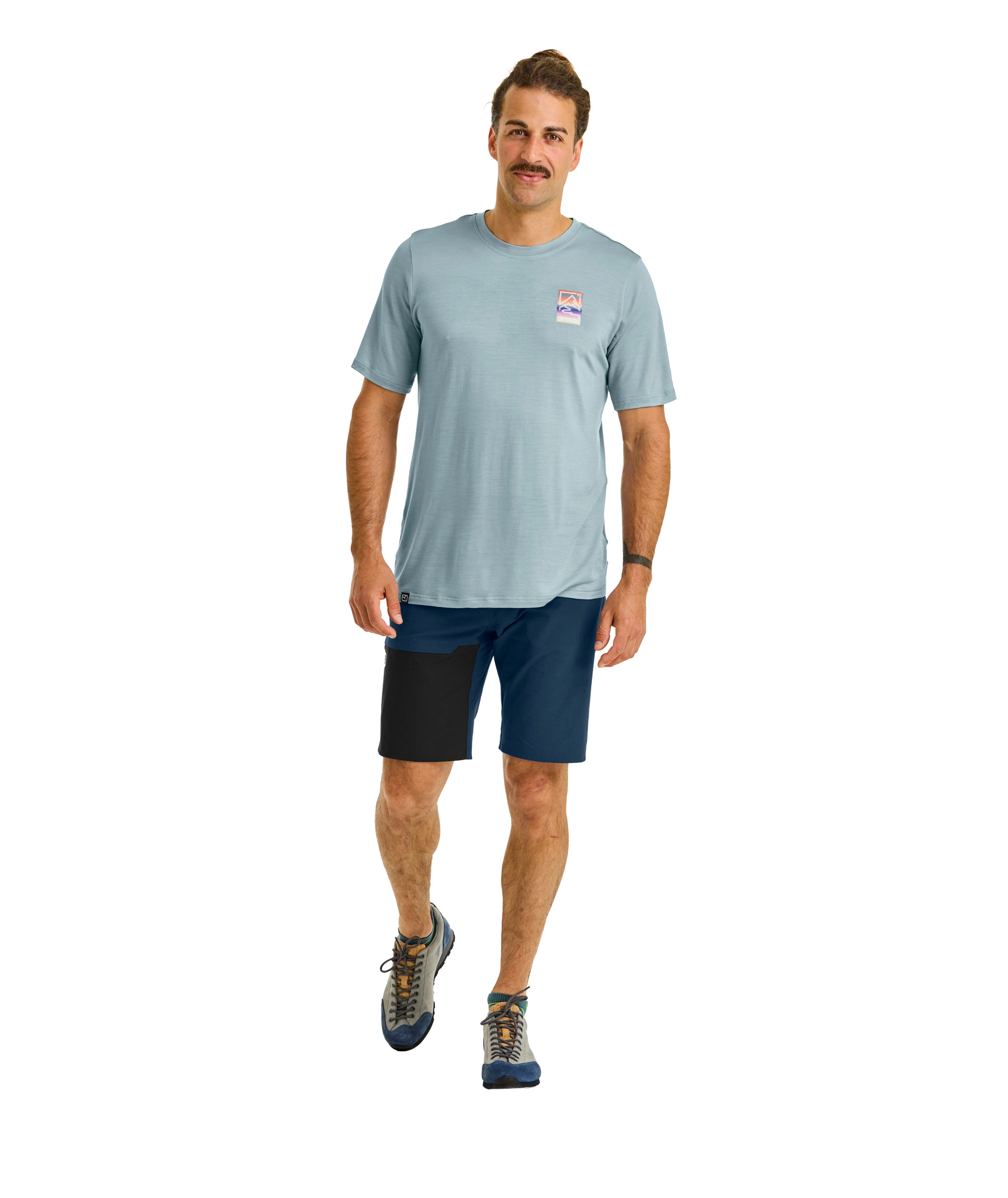 140 COOL MTN GRADIENT Remera M