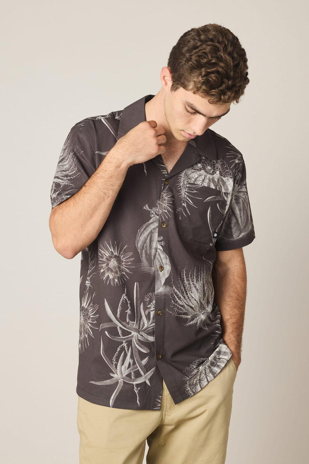 686 Camisa Técnica con Botones y Perforaciones para Hombre Nomad