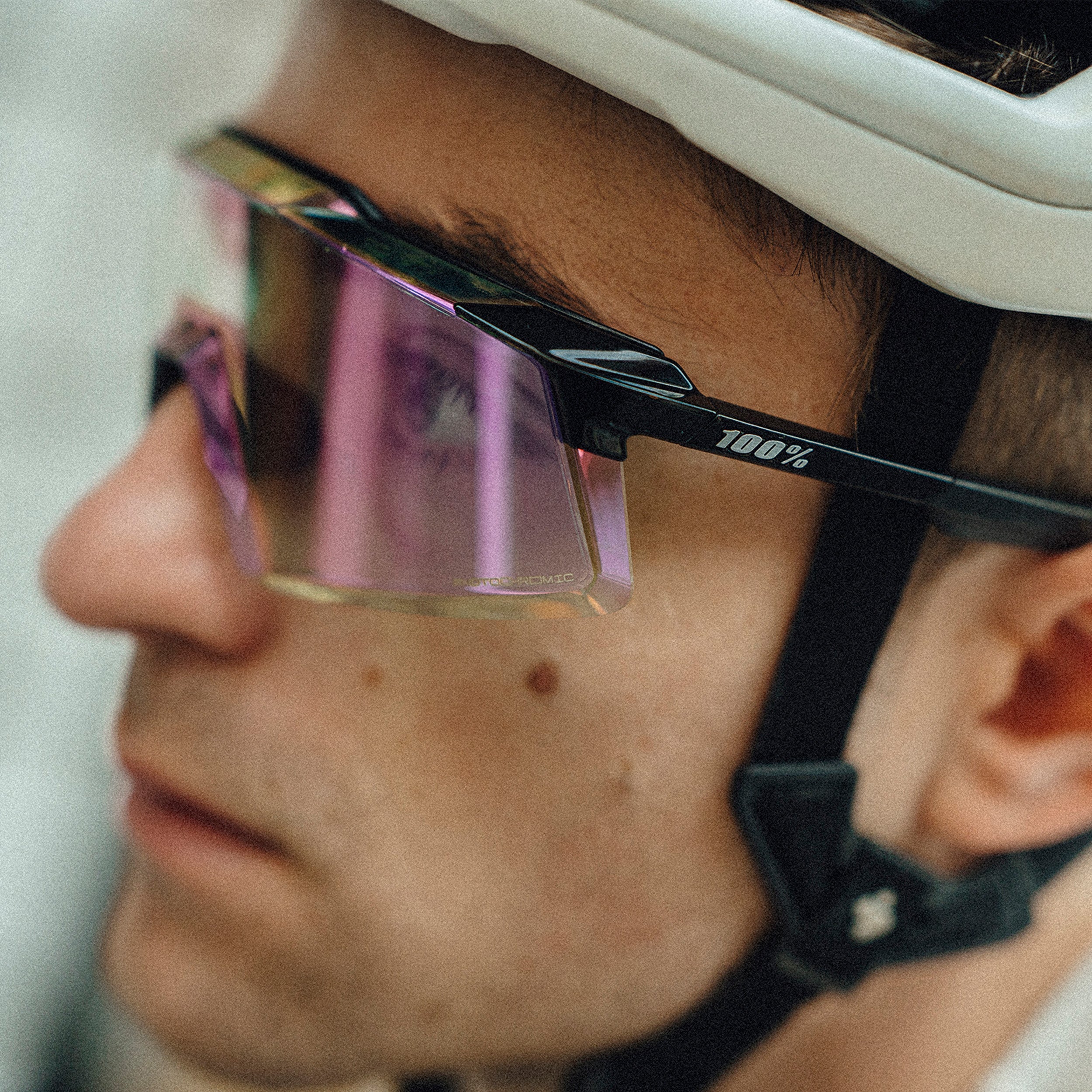 AEROCRAFT Lente Fotocromática Espejada Negra Brillante y Violeta