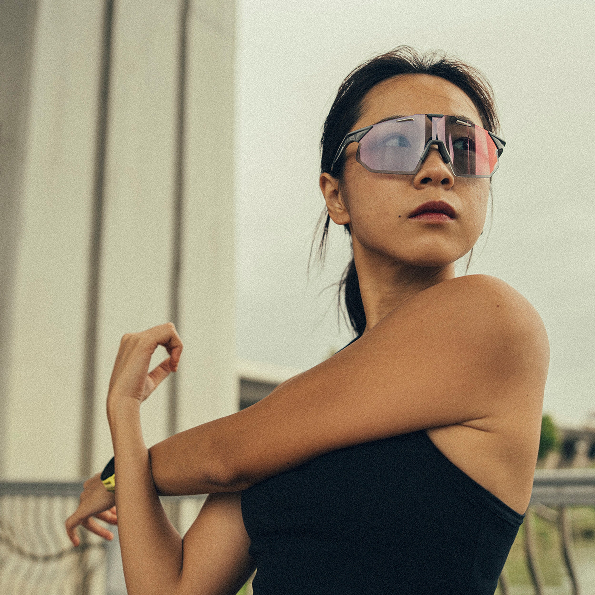 HYPERCRAFT SQ Lente Fotocromático Gris Claro Brillante con Espejo Dorado Rosa