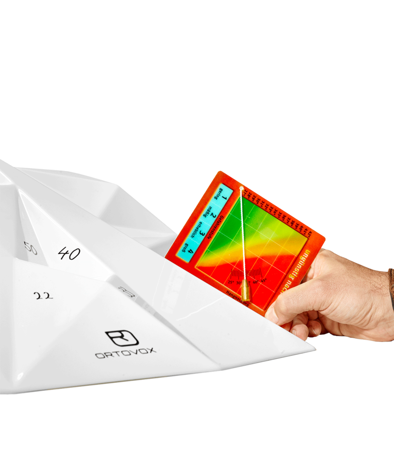 "SAFETY ACADEMY MOUNTAIN 3D" - "diverse Farben"