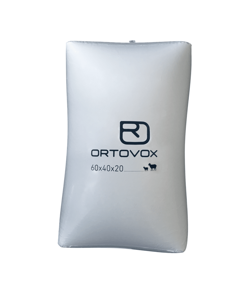 "STUFF PILLOWS" - white