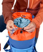 "TRAVERSE 30 DRY" - "just blue"