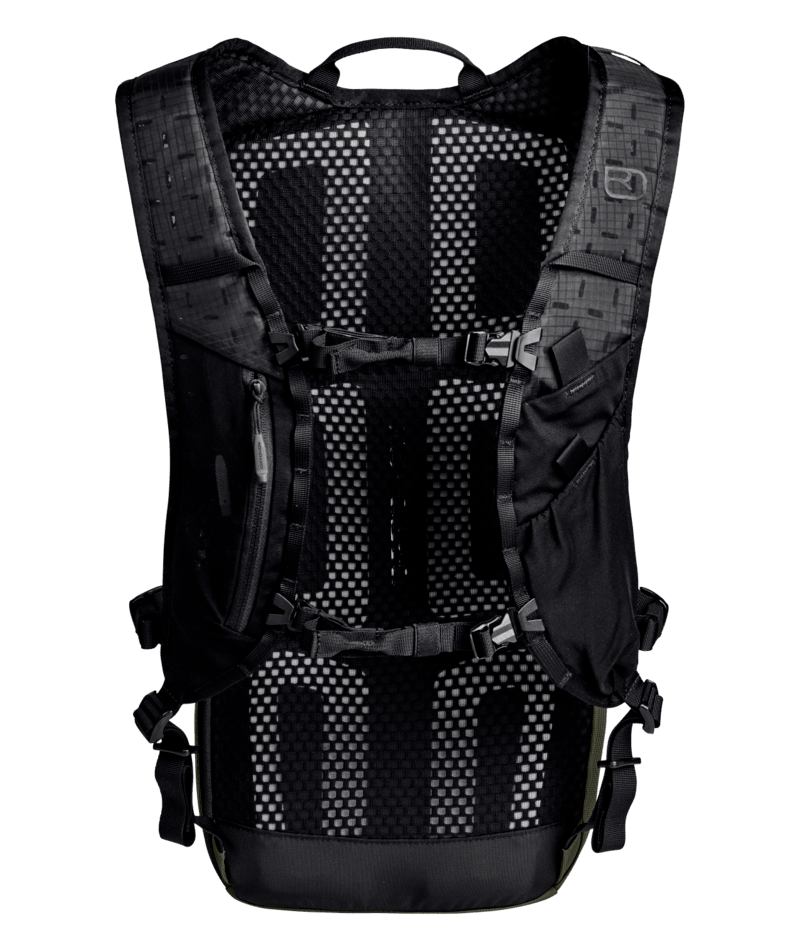 "SEQUENCE DAYPACK 15" - "dark wild herbs"