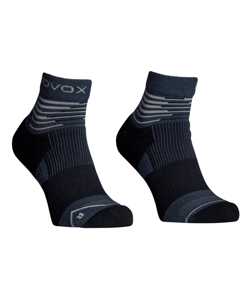 "ALL MOUNTAIN QUARTER SOCKS W" - "black raven"