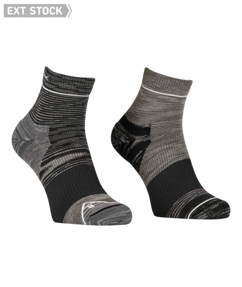 "ALPINE QUARTER SOCKS M" - "black raven"