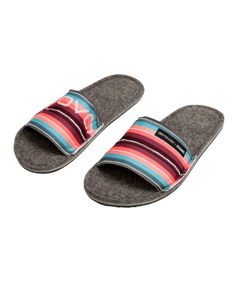 "MAGIC HUT SHOES" - bloom