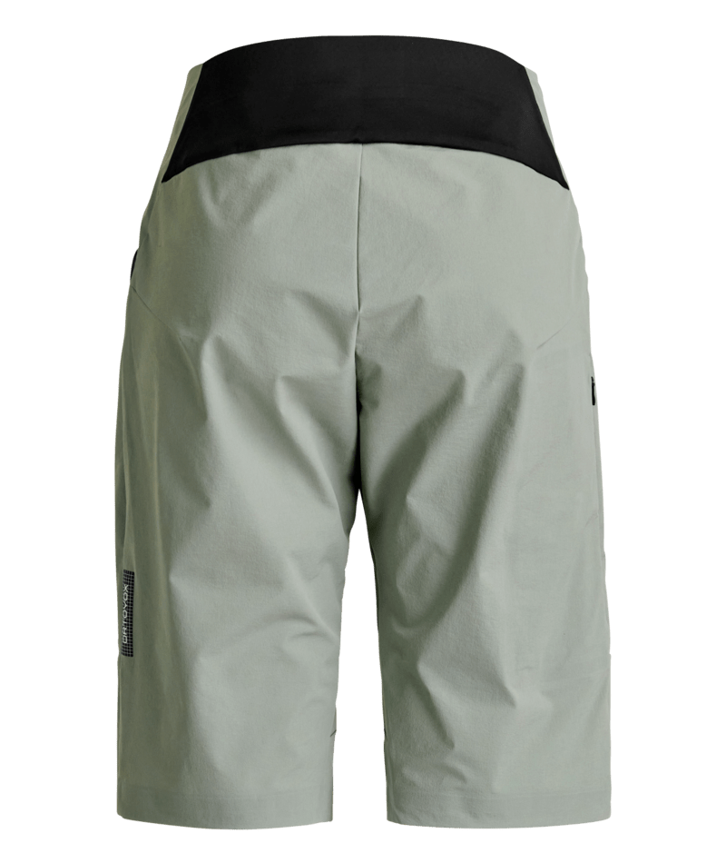 "SEQUENCE TRAIL SHORTS W" - "green sage"