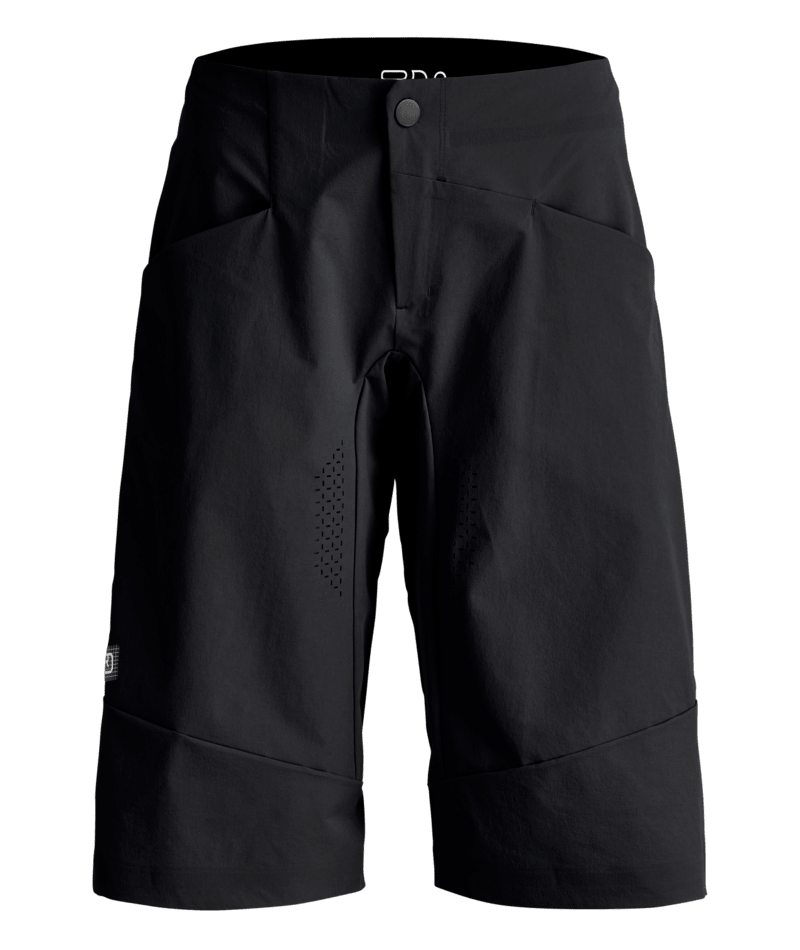 "SEQUENCE TRAIL SHORTS W" - "black raven"