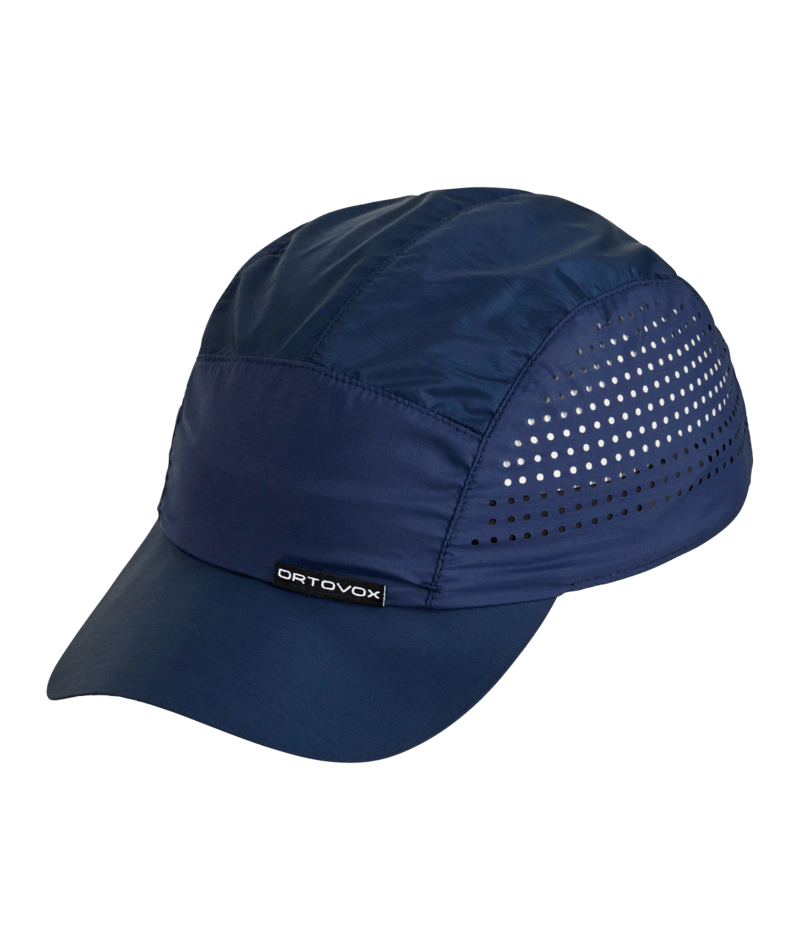 "FAST MOUNTAIN CAP" - "blue nunatak"
