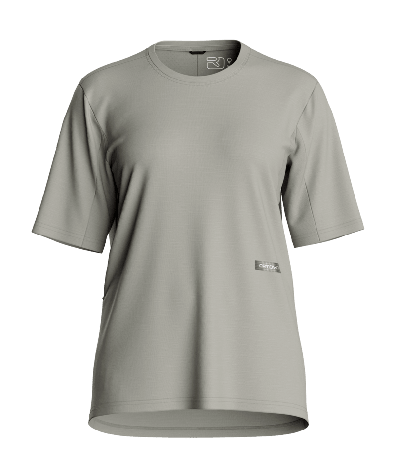 "SEQUENCE FREE JERSEY TS W" - "green sage"