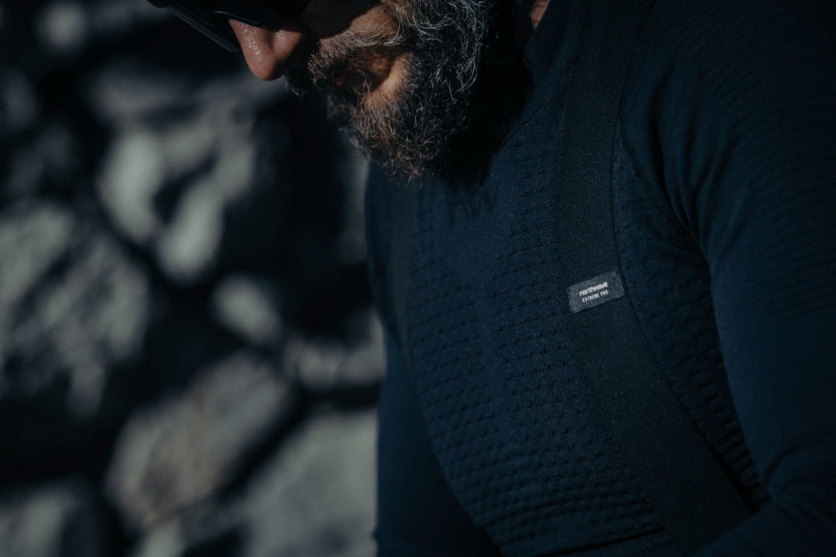 REVOLUTION BASELAYER LS - BLACK