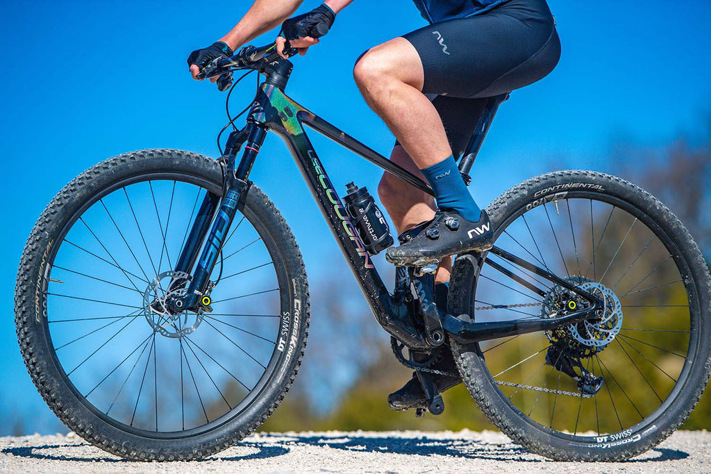 EXTREME XCM 4 - BLACK