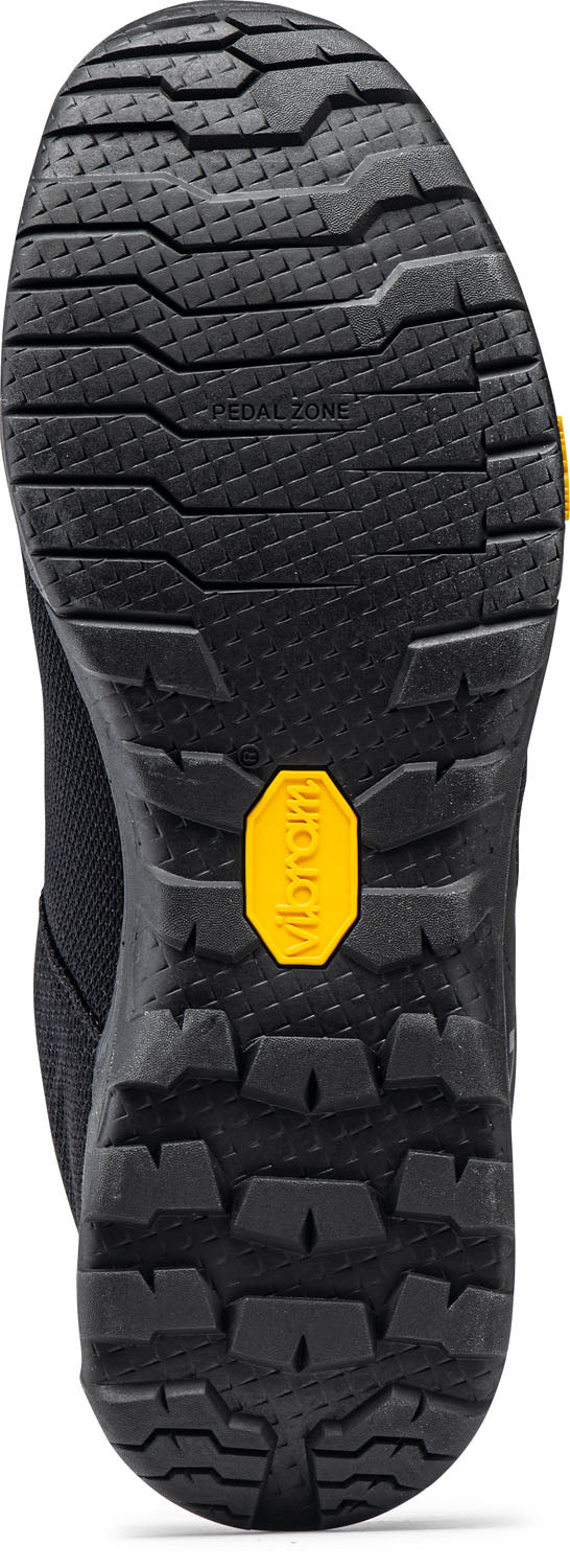 FREELAND - BLACK