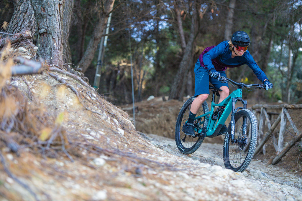 ENDURO MID 2 - BLACK/DEEP BLUE