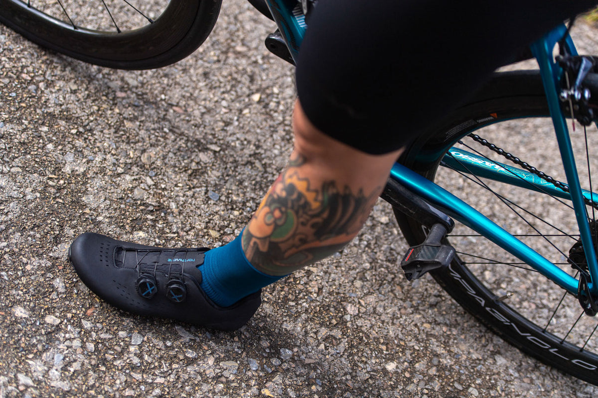 REVOLUTION 3 - BLACK/IRIDESCENT
