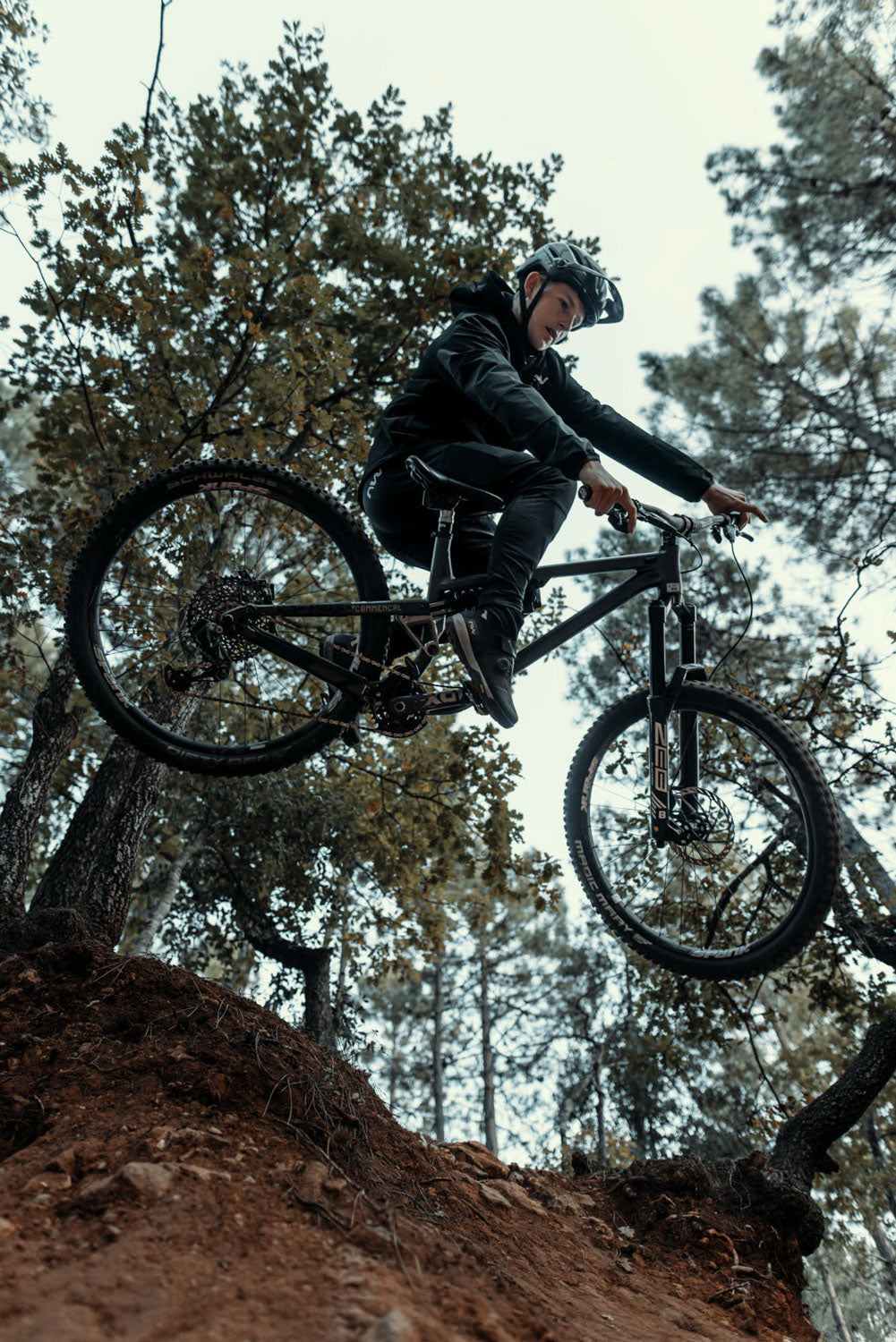 RAMPAGE LIGHTSHELL JACKET - BLACK