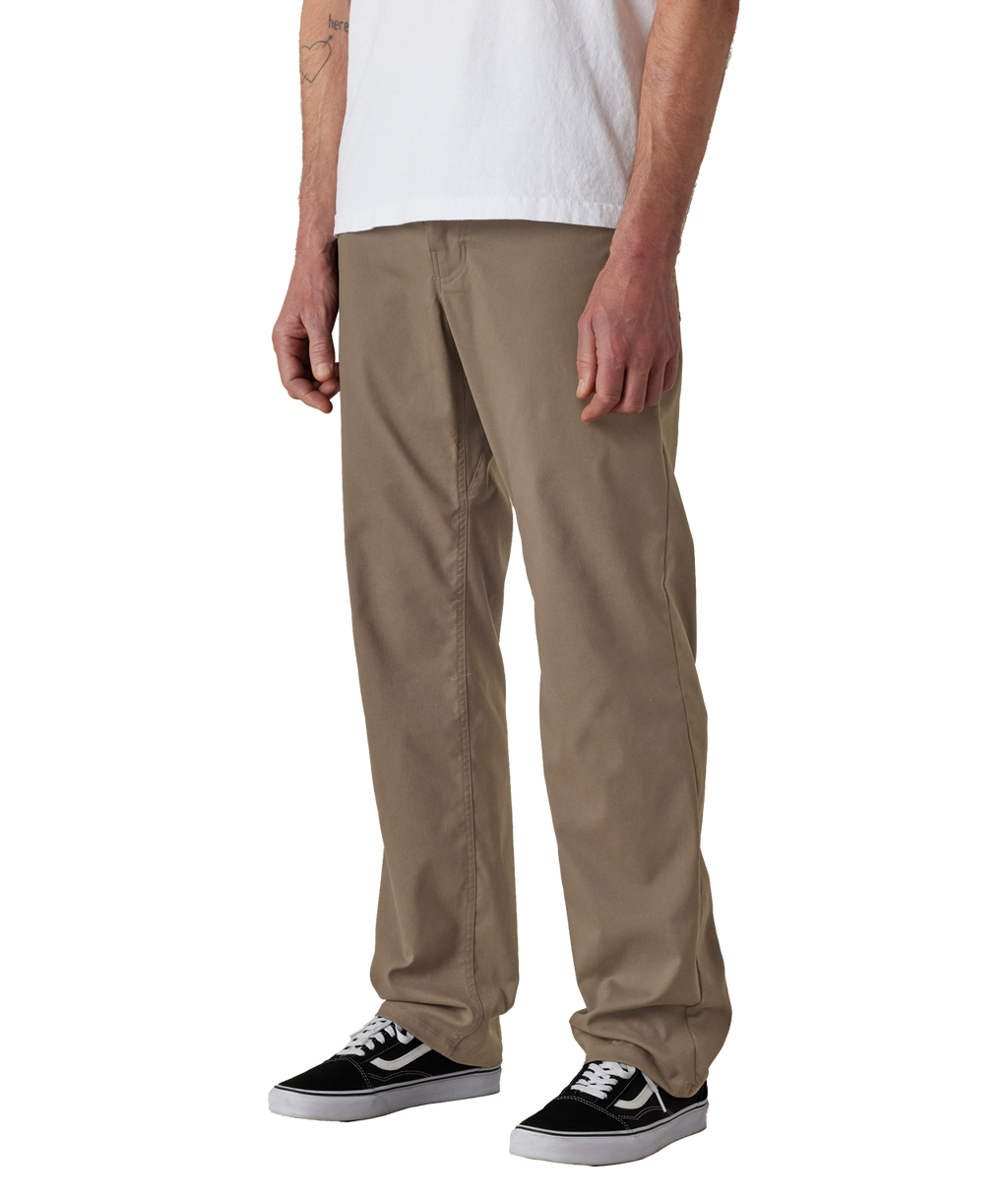 MENS EVERYWHERE PANT - STRAIGHT FIT - TOBACCO