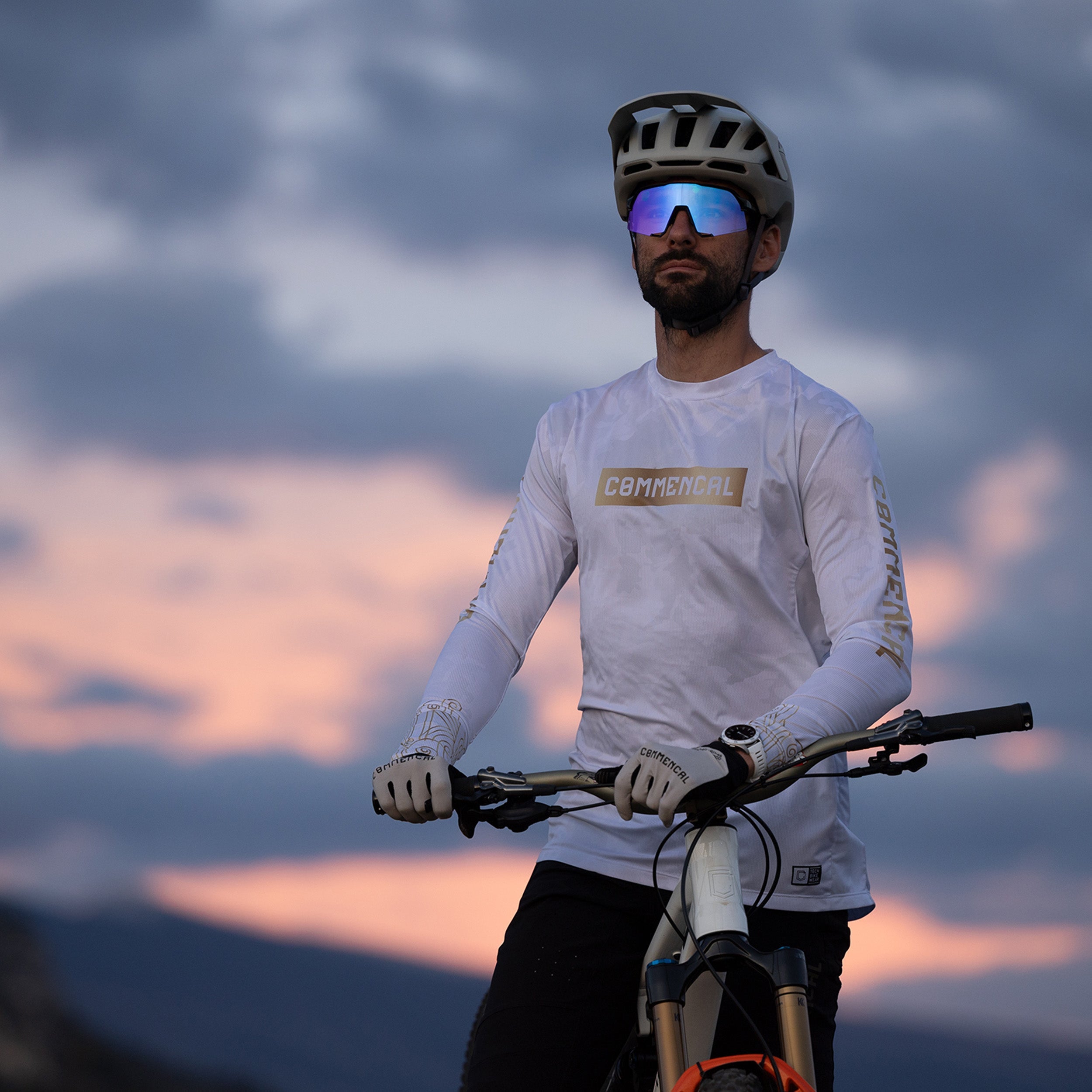 S3 - Negro Brillante - Fotocromático Espejo Violeta