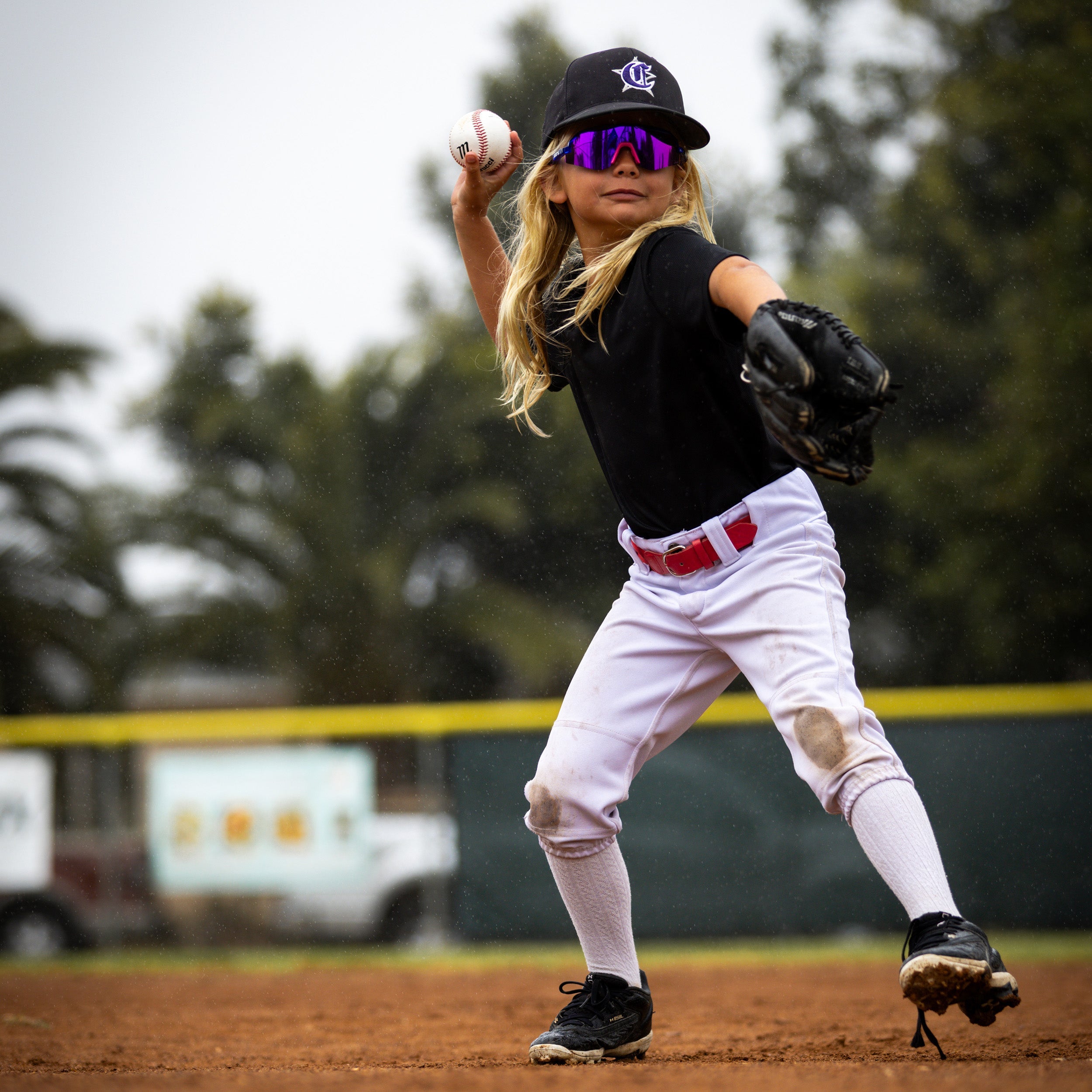 Lentes de Sol SLENDALE YOUTH Azul Translúcido Brillante con Lente Espejado Rosa HiPER Vital