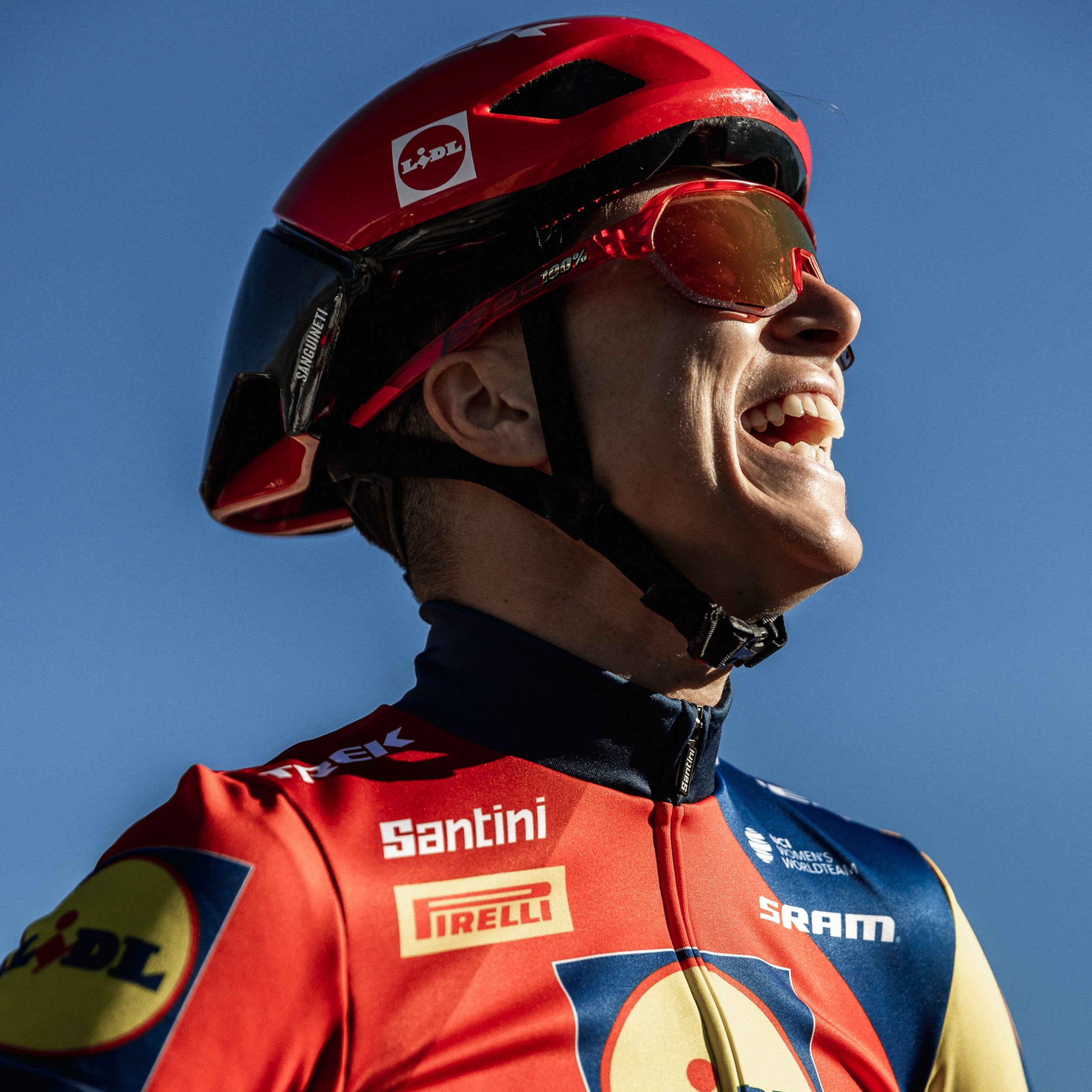 TREK TFR S2 Rojo Translúcido Mate con Lente Espejada HiPER Rojo